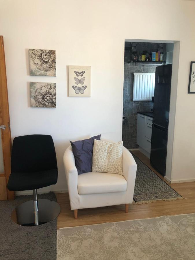 Yksio Kilometri Jokirannasta Forilta Apartment Turku Luaran gambar